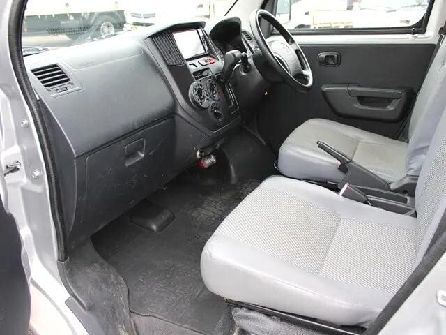 トヨタライトエース幌車小型（2t・3t）[写真30]