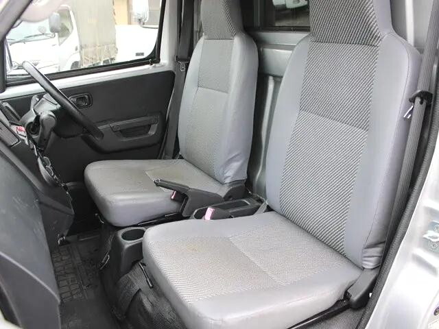 トヨタライトエース幌車小型（2t・3t）[写真31]