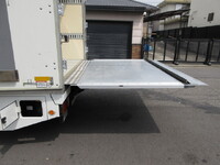 いすゞエルフパネルバン小型（2t・3t）[写真20]