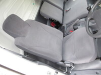 いすゞエルフパネルバン小型（2t・3t）[写真23]