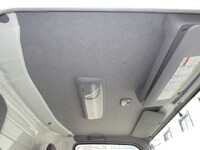 いすゞエルフパネルバン小型（2t・3t）[写真25]