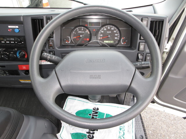 いすゞエルフパネルバン小型（2t・3t）[写真27]