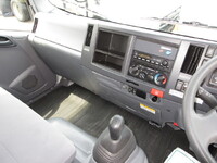 いすゞエルフパネルバン小型（2t・3t）[写真30]