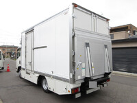 いすゞエルフパネルバン小型（2t・3t）[写真02]