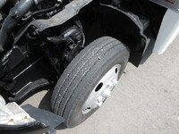 いすゞエルフパネルバン小型（2t・3t）[写真32]