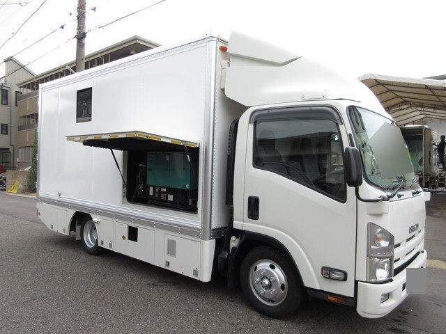 いすゞエルフパネルバン小型（2t・3t）[写真07]