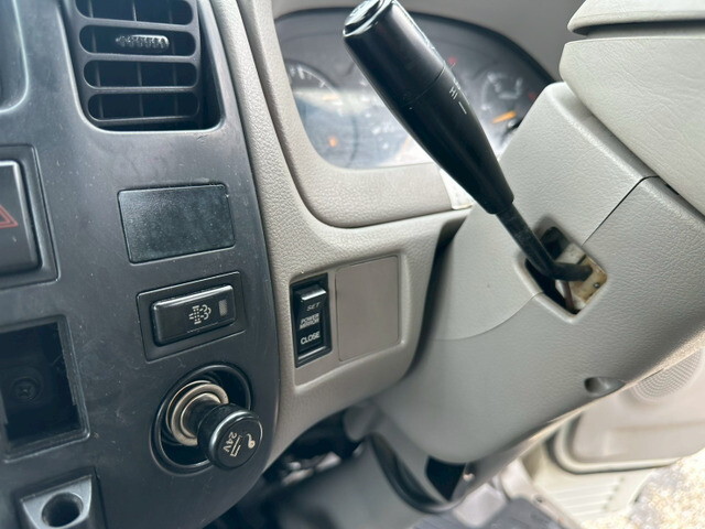 日野デュトロクレーン4段小型（2t・3t）[写真26]