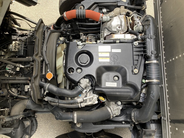 いすゞエルフアルミバン小型（2t・3t）[写真13]