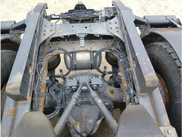 三菱ふそうスーパーグレートトレーラーヘッド（トラクターヘッド）大型（10t）[写真16]