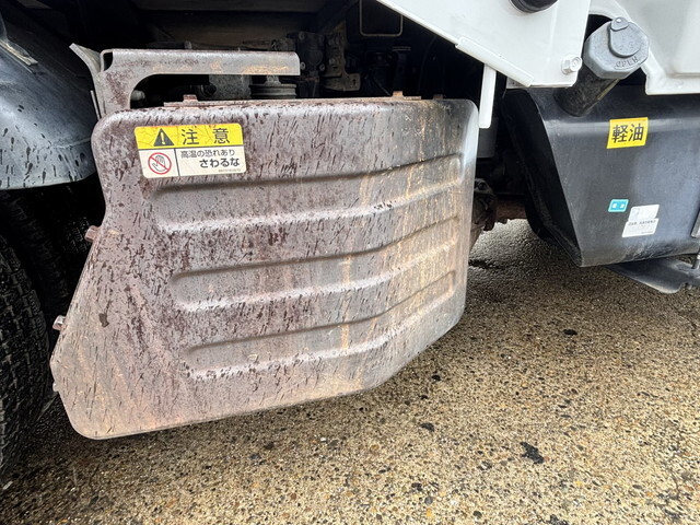 いすゞエルフダブルキャブ（Wキャブ）小型（2t・3t）[写真13]