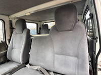 いすゞエルフダブルキャブ（Wキャブ）小型（2t・3t）[写真35]