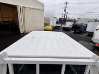 いすゞエルフダブルキャブ（Wキャブ）小型（2t・3t）[写真10]