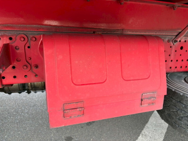 いすゞエルフ冷凍車（冷蔵車）小型（2t・3t）[写真16]