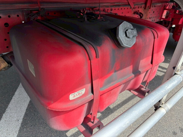 いすゞエルフ冷凍車（冷蔵車）小型（2t・3t）[写真23]