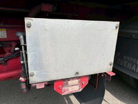 いすゞエルフ冷凍車（冷蔵車）小型（2t・3t）[写真27]