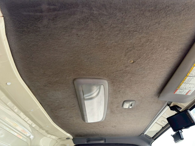 いすゞエルフ冷凍車（冷蔵車）小型（2t・3t）[写真28]