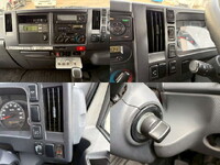 いすゞエルフ冷凍車（冷蔵車）小型（2t・3t）[写真41]