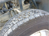 いすゞフォワード散水車中型（4t）[写真20]