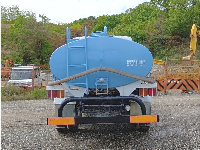 いすゞフォワード散水車中型（4t）[写真05]
