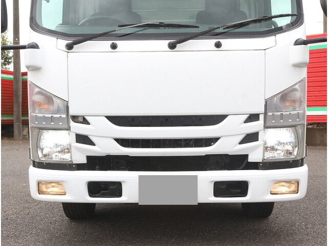 いすゞエルフ冷凍車（冷蔵車）小型（2t・3t）[写真16]