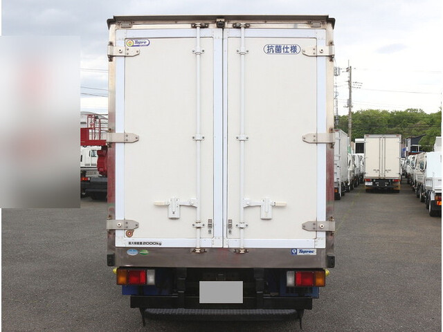 いすゞエルフ冷凍車（冷蔵車）小型（2t・3t）[写真05]