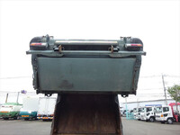 いすゞフォワードパッカー車（塵芥車）増トン（6t・8t）[写真16]