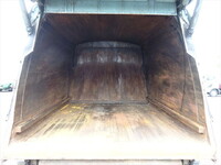 いすゞフォワードパッカー車（塵芥車）増トン（6t・8t）[写真18]