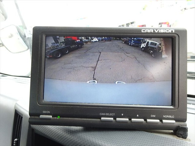 いすゞフォワードパッカー車（塵芥車）増トン（6t・8t）[写真28]