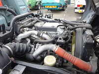 いすゞフォワードパッカー車（塵芥車）増トン（6t・8t）[写真36]