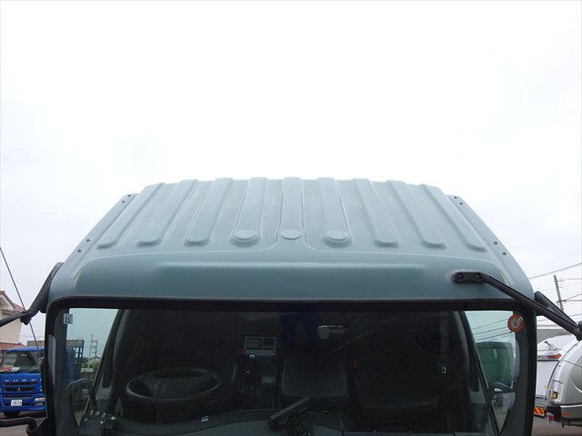 いすゞフォワードパッカー車（塵芥車）増トン（6t・8t）[写真36]