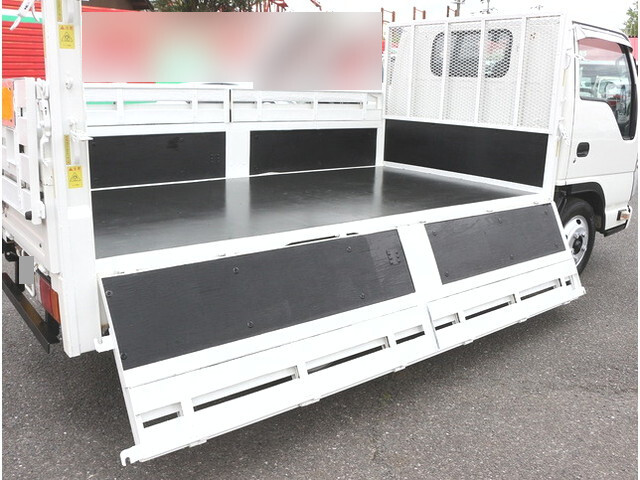いすゞエルフ平ボディ小型（2t・3t）[写真11]