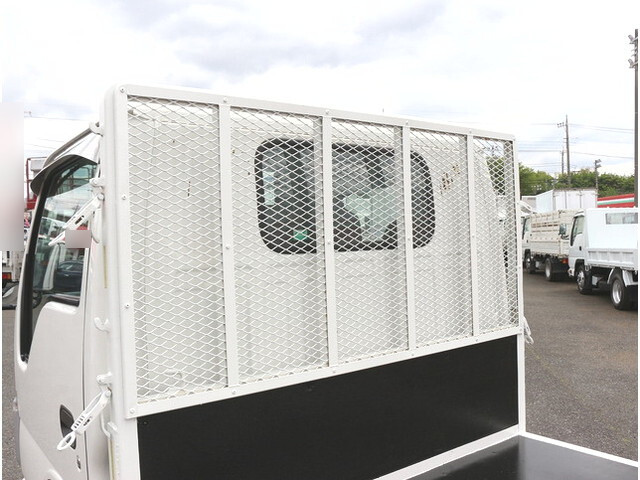 いすゞエルフ平ボディ小型（2t・3t）[写真14]