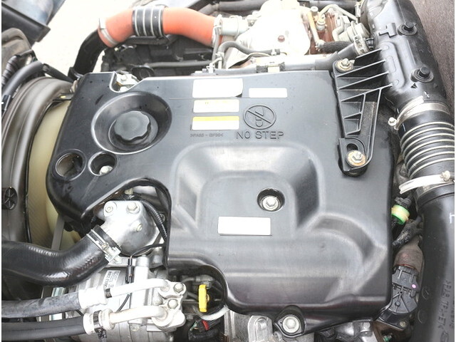 いすゞエルフ平ボディ小型（2t・3t）[写真17]