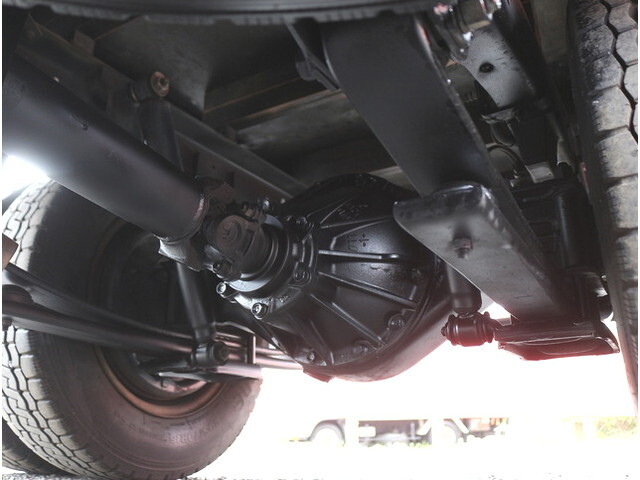 いすゞエルフ平ボディ小型（2t・3t）[写真23]