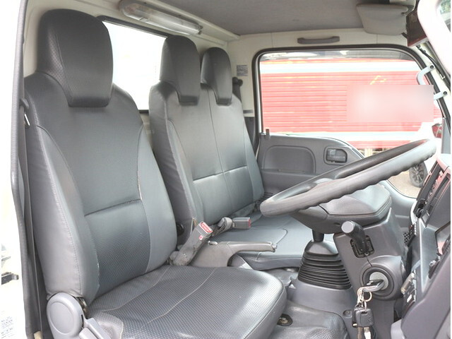 いすゞエルフ平ボディ小型（2t・3t）[写真28]