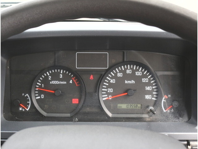 いすゞエルフ平ボディ小型（2t・3t）[写真33]