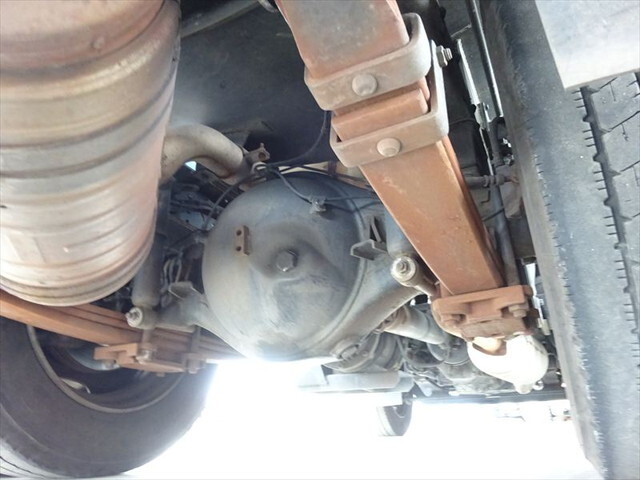 三菱ふそうキャンターバキュームカー小型（2t・3t）[写真10]