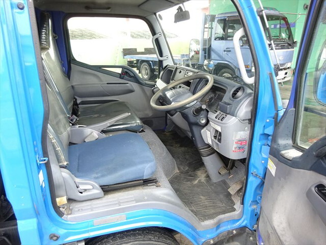 三菱ふそうキャンターバキュームカー小型（2t・3t）[写真22]