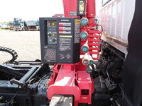 三菱ふそうキャンターセーフティクレーン4段小型（2t・3t）[写真11]