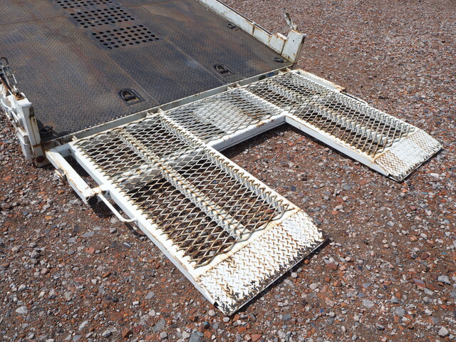 三菱ふそうキャンターセーフティクレーン4段小型（2t・3t）[写真22]