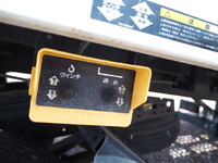 三菱ふそうキャンターセーフティクレーン4段小型（2t・3t）[写真28]