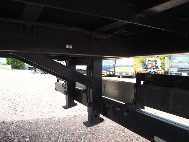 三菱ふそうキャンターセーフティクレーン4段小型（2t・3t）[写真31]