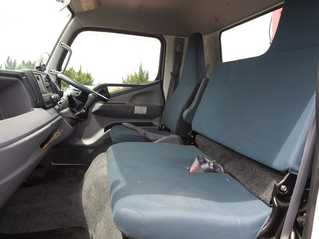 三菱ふそうキャンターセーフティクレーン4段小型（2t・3t）[写真32]