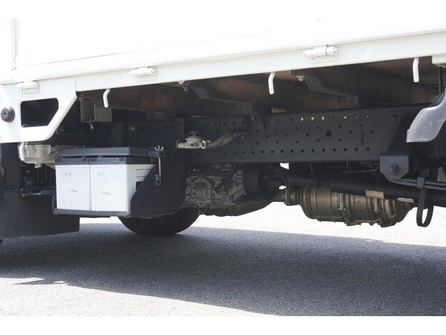 いすゞエルフ平ボディ小型（2t・3t）[写真23]