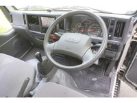 いすゞエルフ平ボディ小型（2t・3t）[写真04]