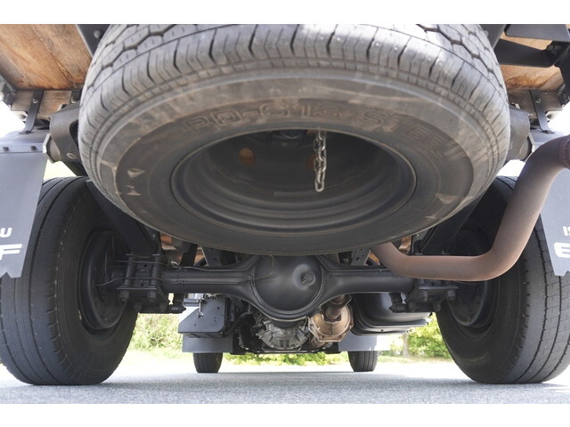 いすゞエルフ平ボディ小型（2t・3t）[写真06]