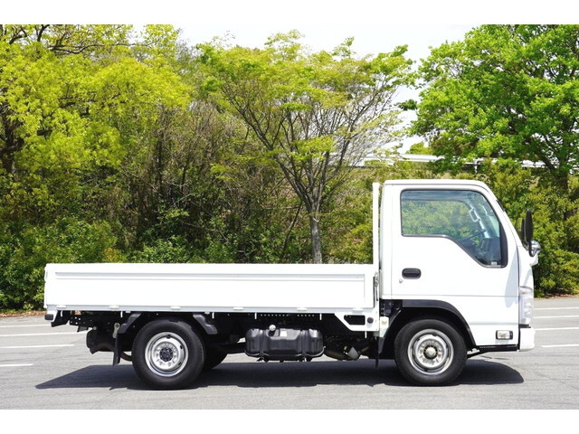 いすゞエルフ平ボディ小型（2t・3t）[写真09]