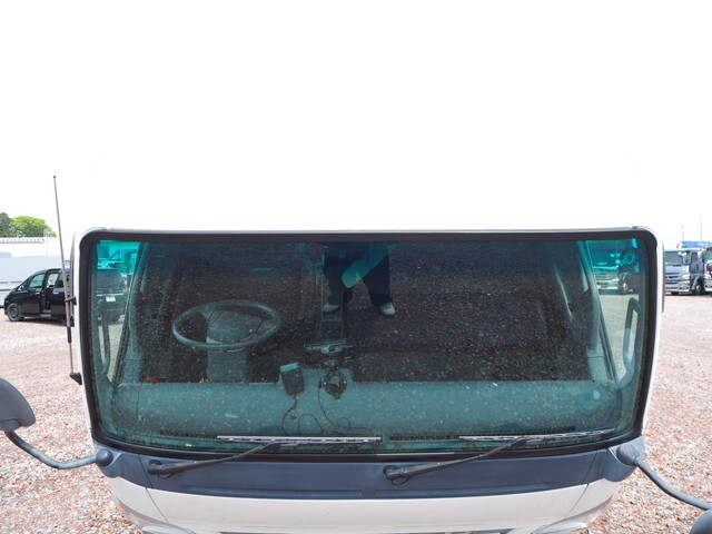 三菱ふそうキャンタークレーン6段小型（2t・3t）[写真22]