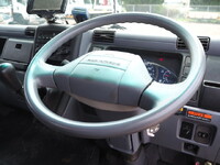 三菱ふそうキャンタークレーン6段小型（2t・3t）[写真34]