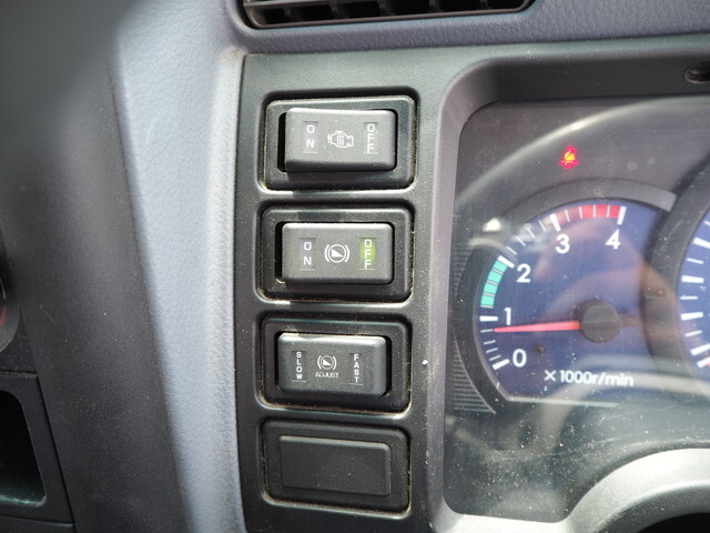 三菱ふそうキャンタークレーン6段小型（2t・3t）[写真36]